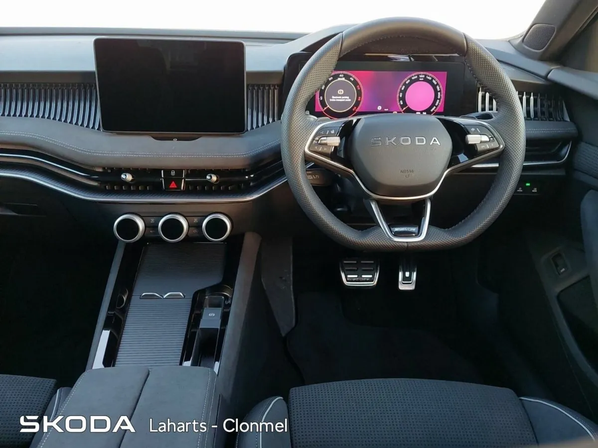 Skoda Superb SPORT 2.0TDI 150HP DSG - Image 2