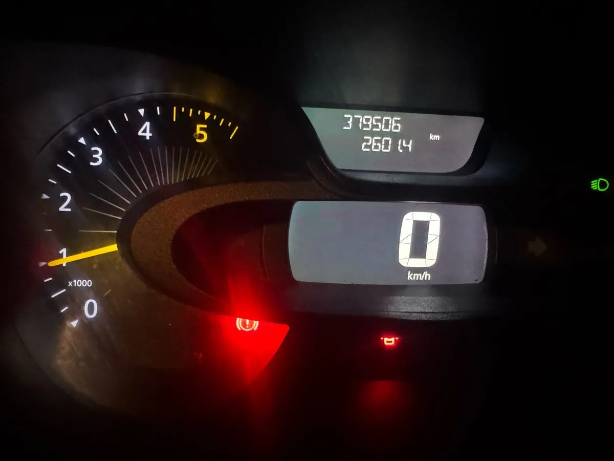 Renualt traffic crew cab - Image 4