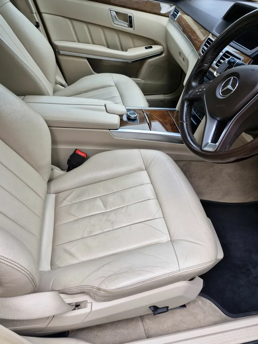 Mercedes-Benz E-Class 2015 - Image 4