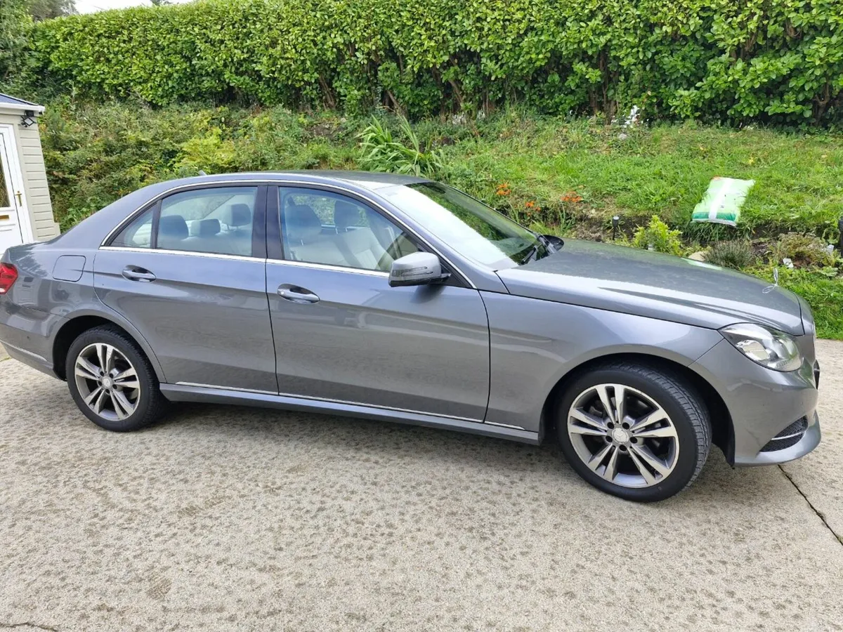 Mercedes-Benz E-Class 2015 - Image 1