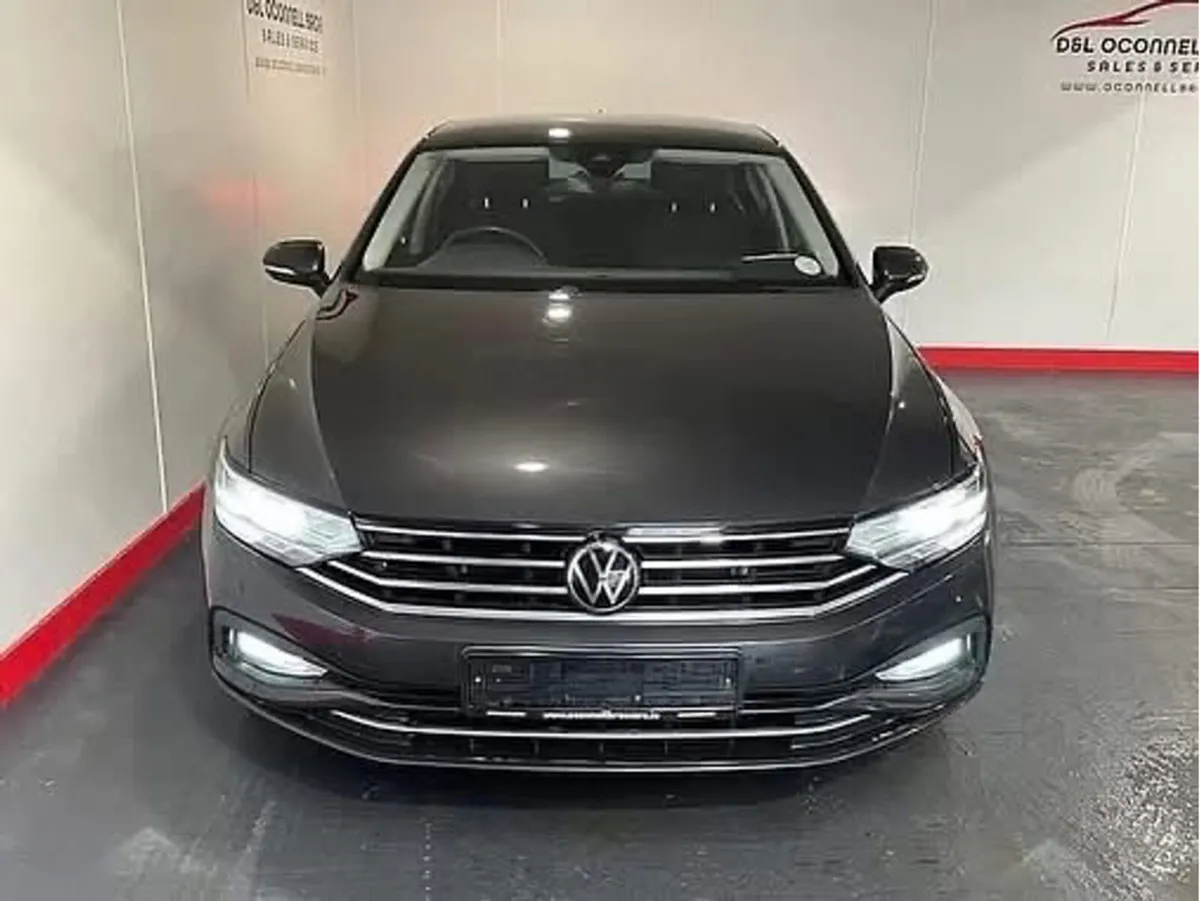 Volkswagen Passat BUSINESS 2.0 TDI MANUAL 6SPEED F - Image 4