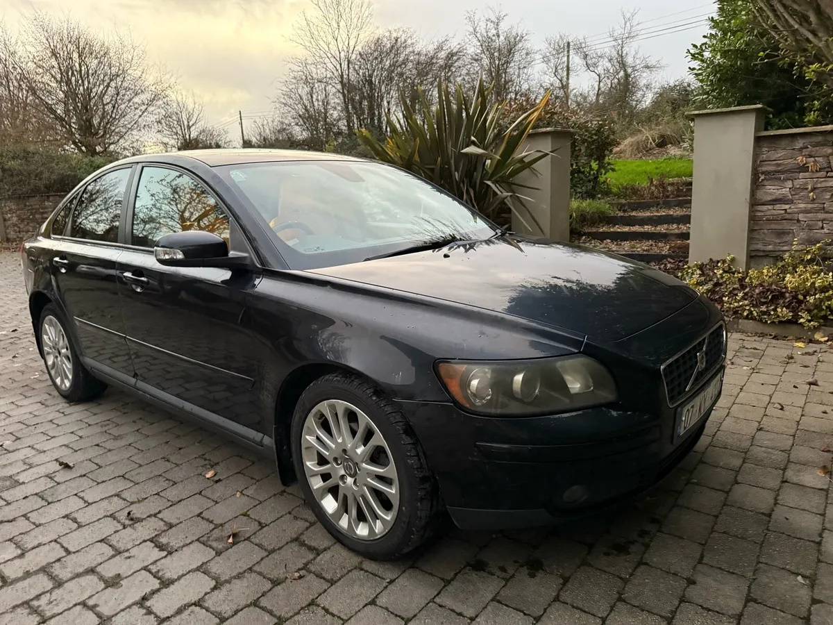 Volvo s40 - Image 1
