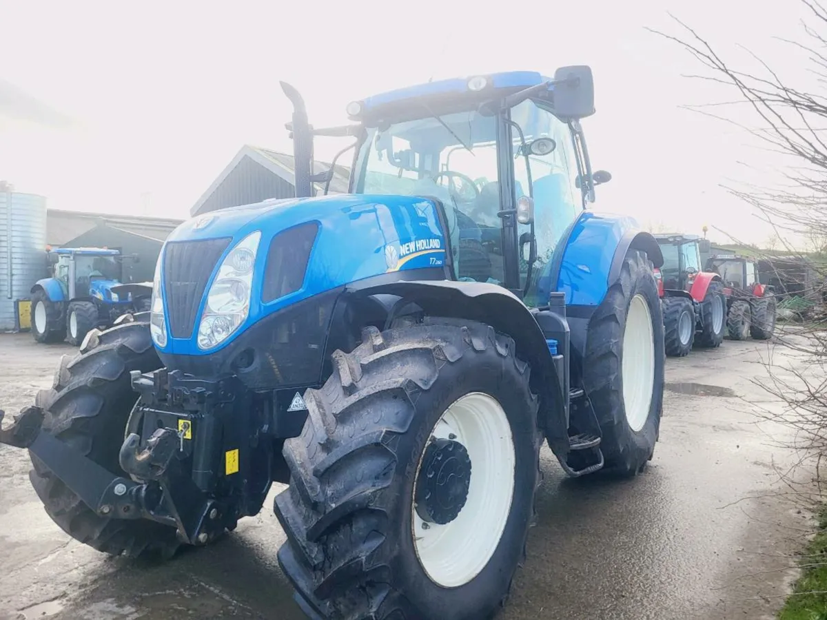 New Holland T7260 - Image 3