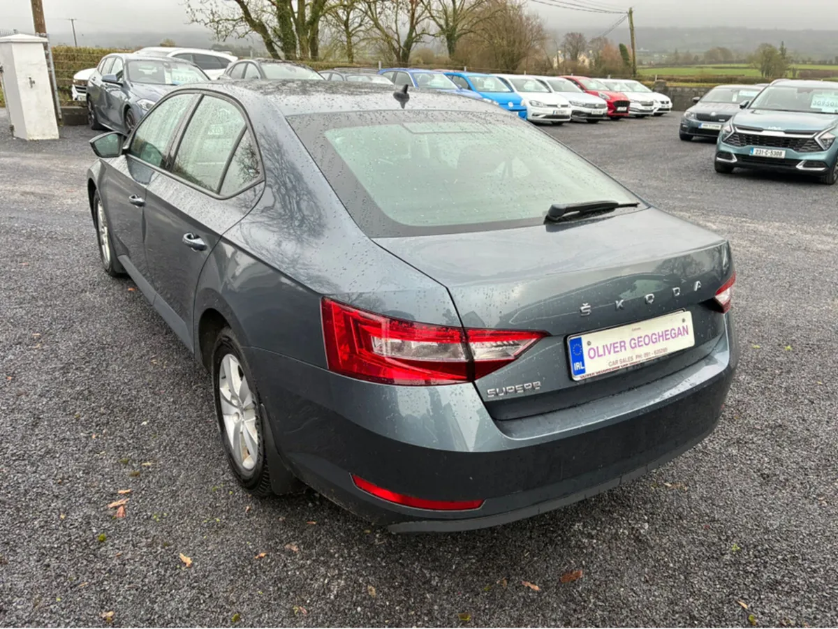Skoda Superb AUTO ACTIVE 1.6 TDI 120 BHP DSG - Image 3