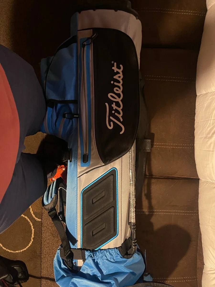 Titleist StaDry Stand Bag - Image 3