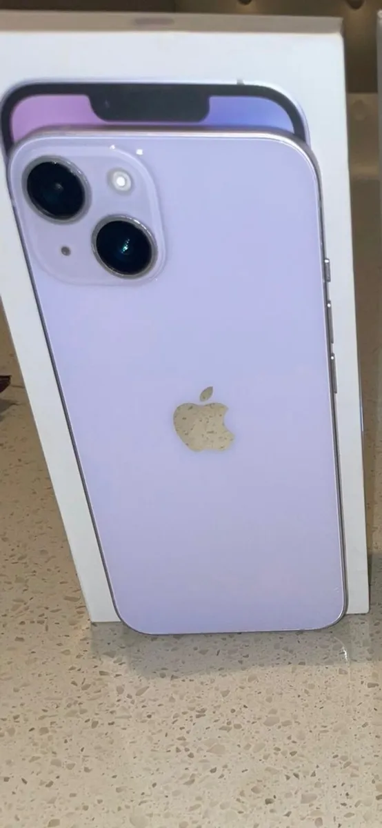 iPhone 14 - Image 2