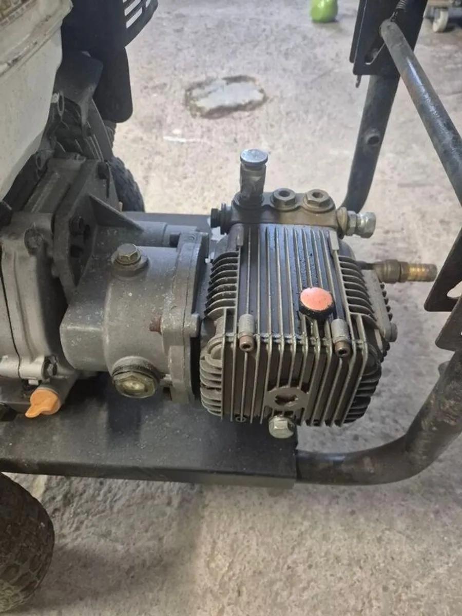 Honda gx 240 pressure washer for sale - Image 2