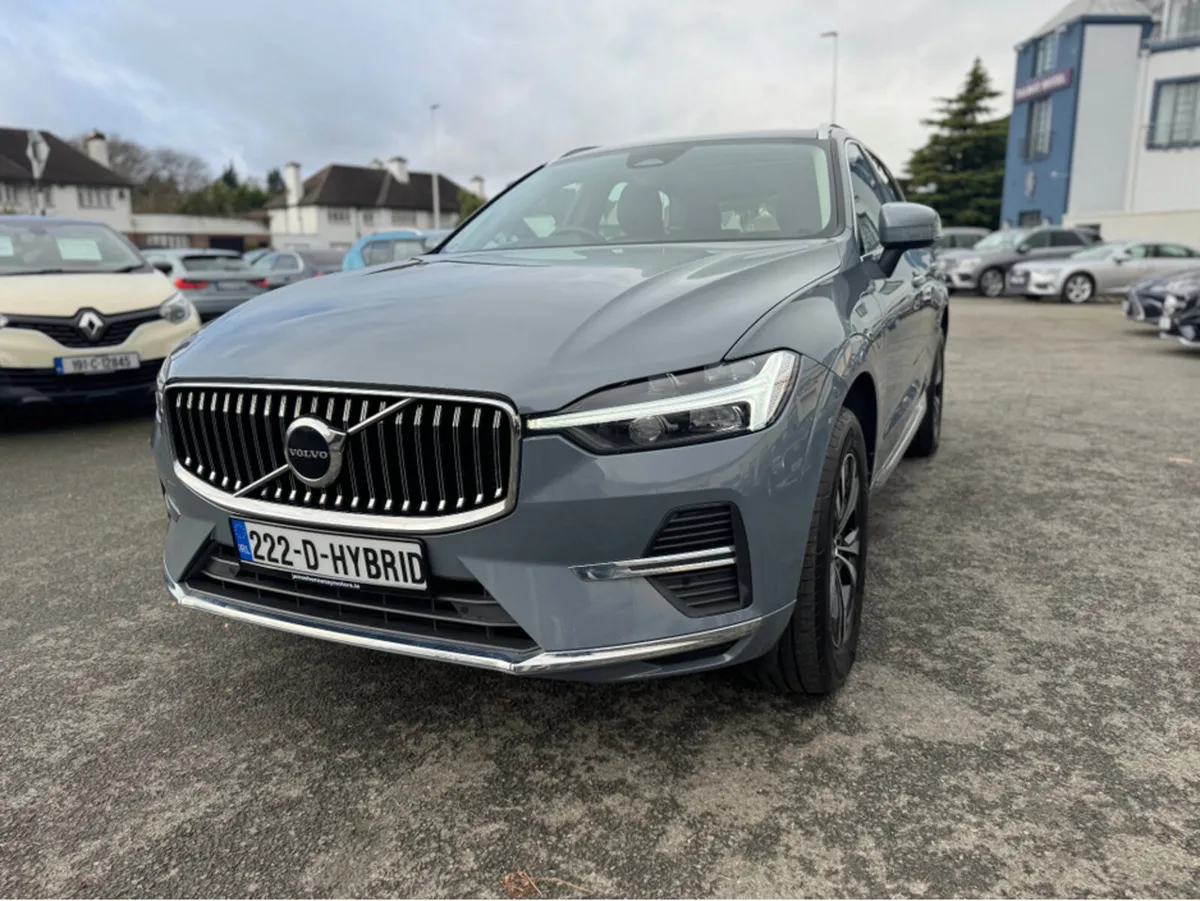 Volvo XC60 CORE T6 RECHARGE AWD - Image 2