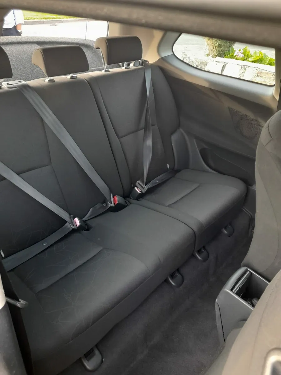 Toyota Auris 3 door NEW NCT - Image 4