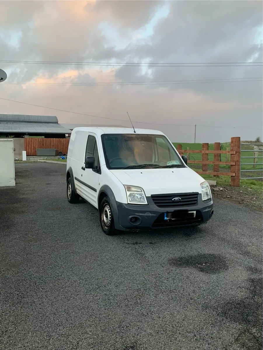 2010 Ford transit connect tax/test 07/26 - Image 1