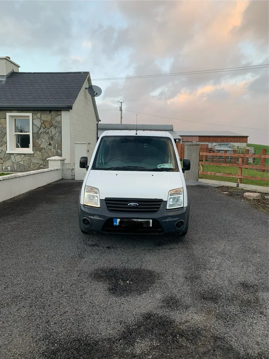 2010 Ford transit connect tax/test 07/26 - Image 2