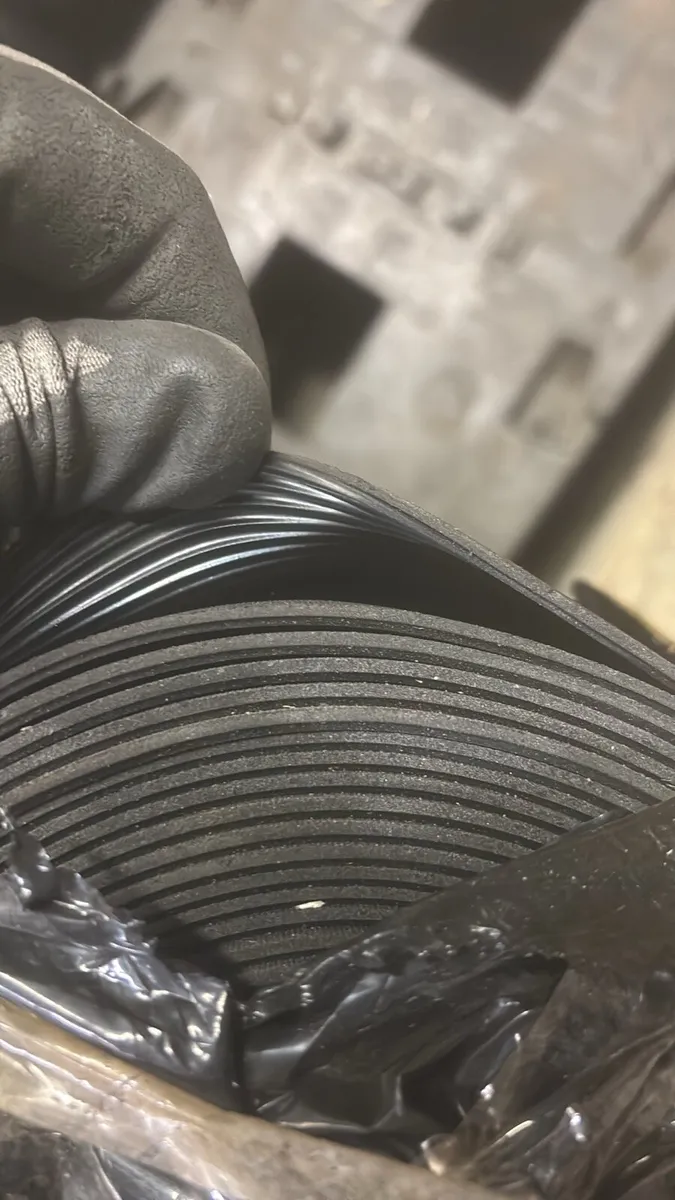 Rubber matting 10 mtrs x 1.2 mtrs x 3mm - Image 4