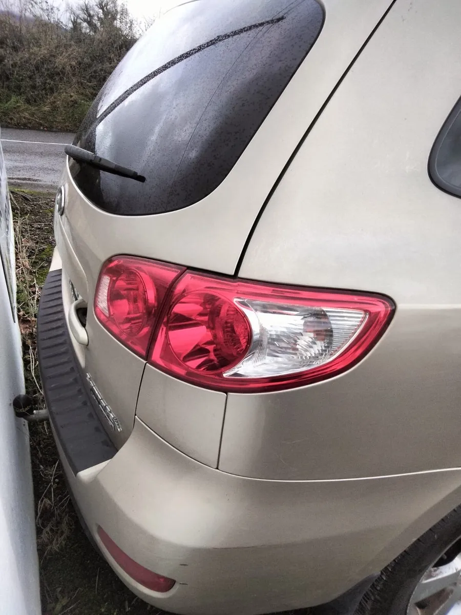 Hyundai Santa Fe Deep - Image 3