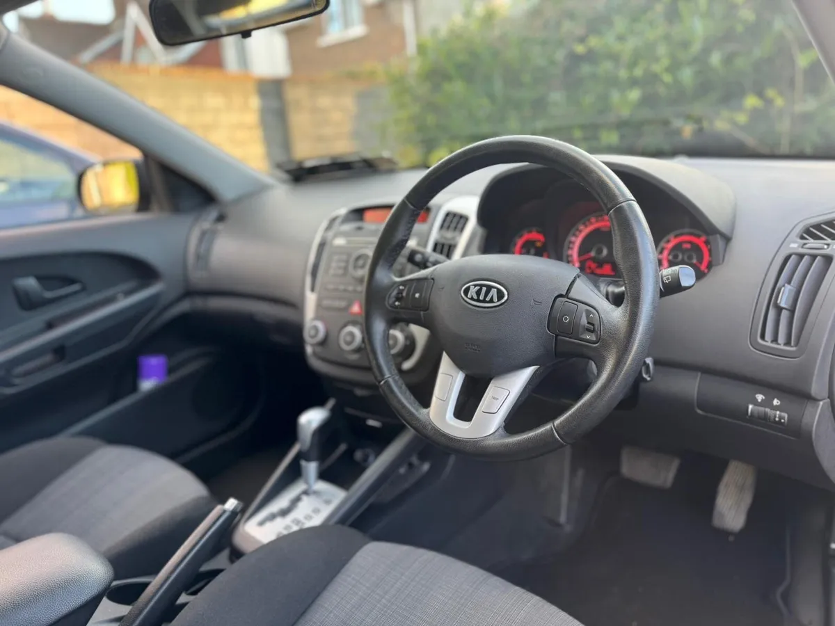 Kia Ceed 1.6 Only 45000KM - Image 4