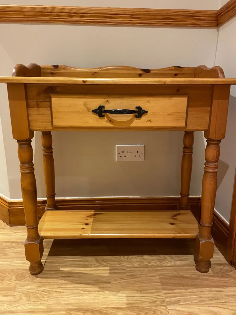 Hall table - Image 1