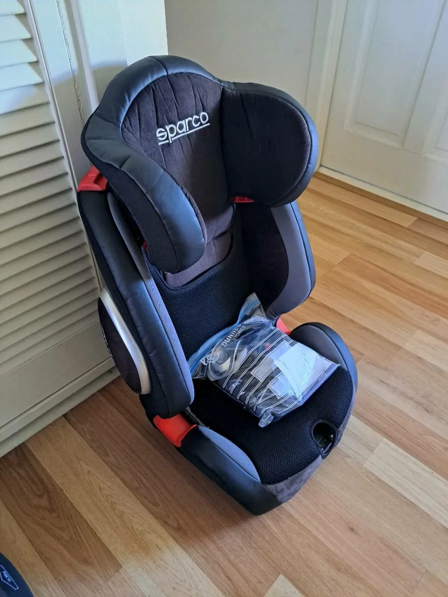 3 x Child Car Seats - Image 2