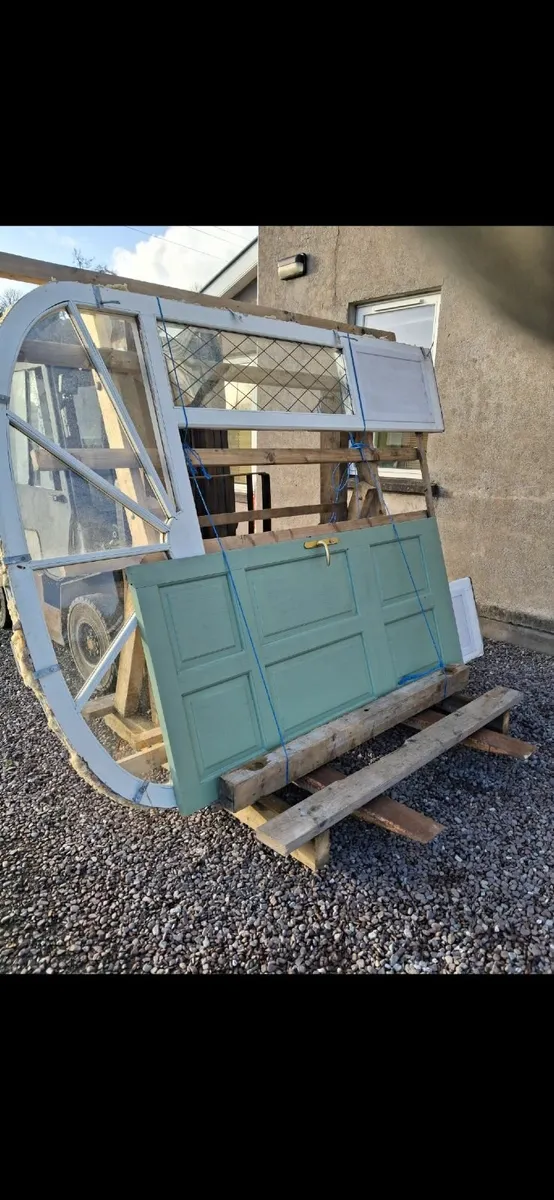 Teak front door and frame - Image 2