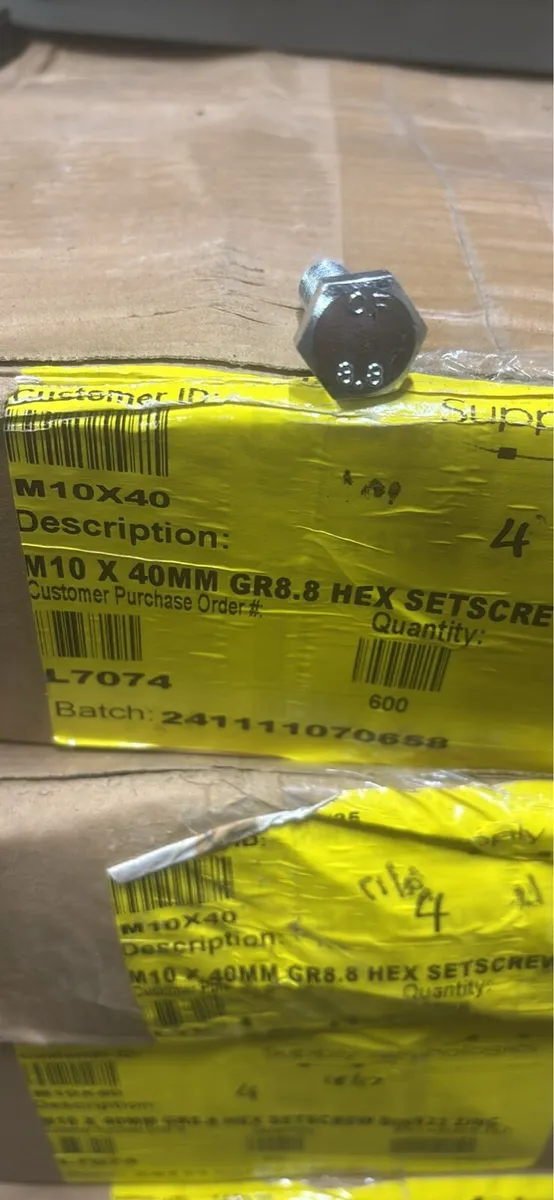 M10 x 40mm bolts - Image 2
