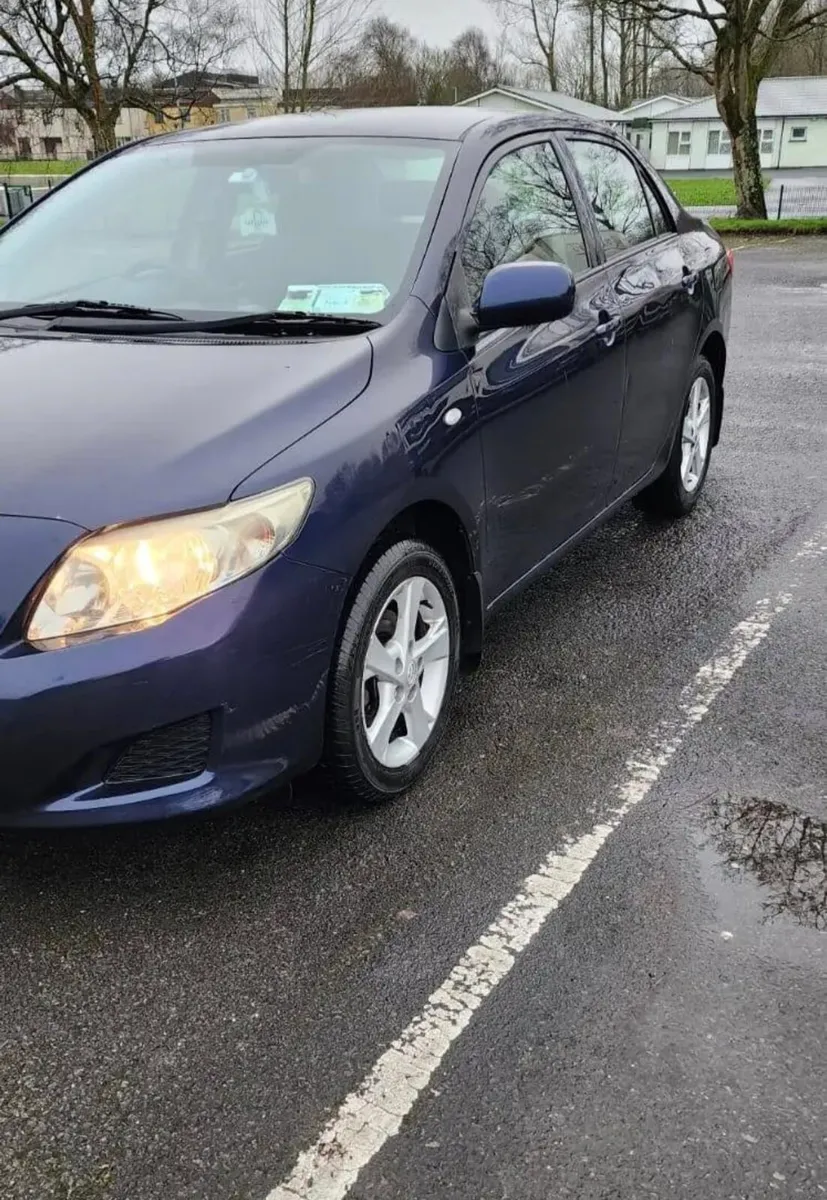 Toyota Corolla 2007 petrol - Image 2