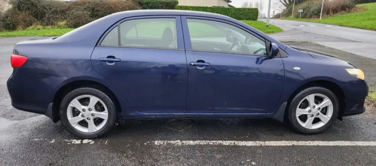 Toyota Corolla 2007 petrol - Image 3