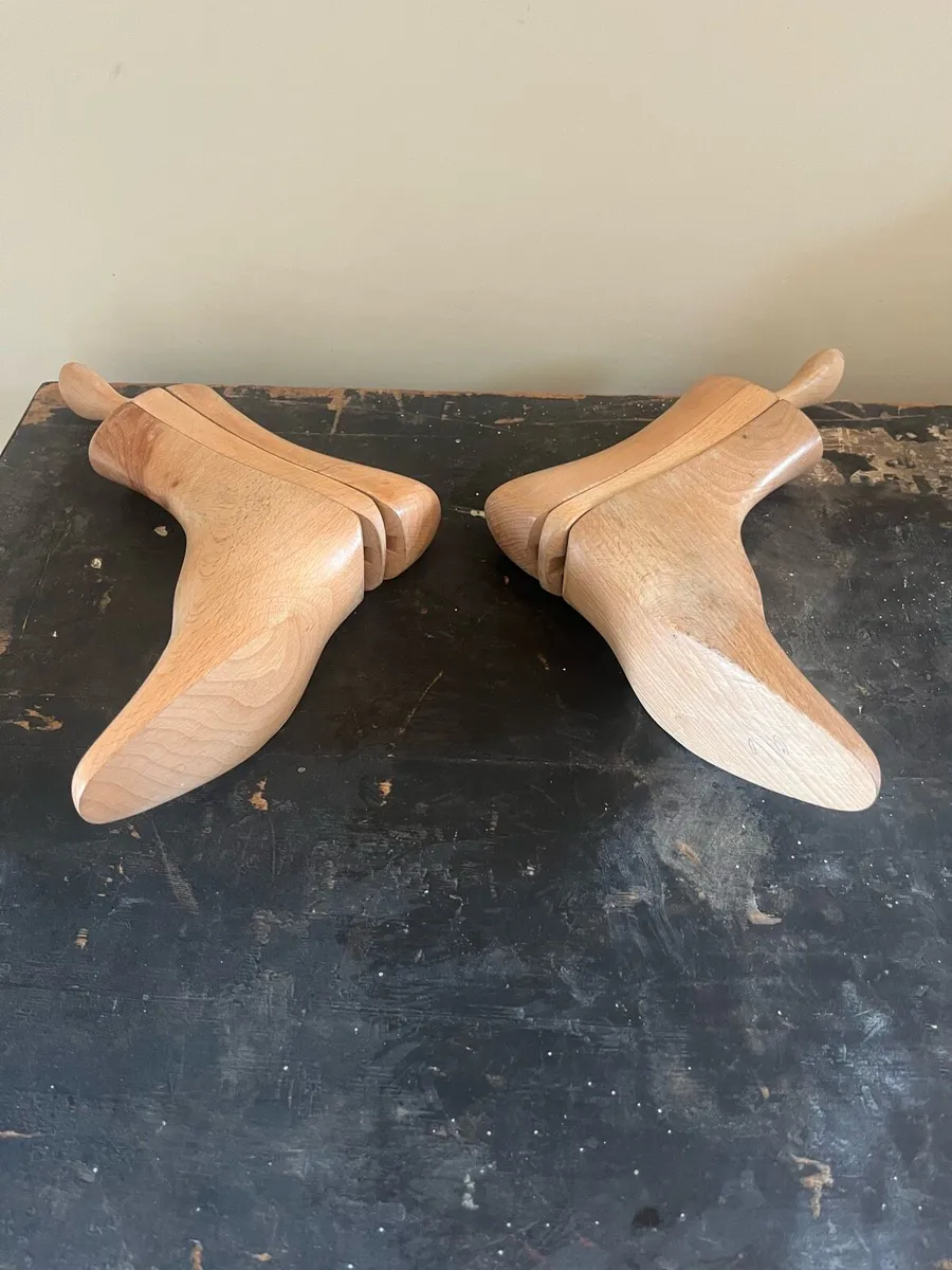 Vintage Ladies Shoe Trees - Image 4