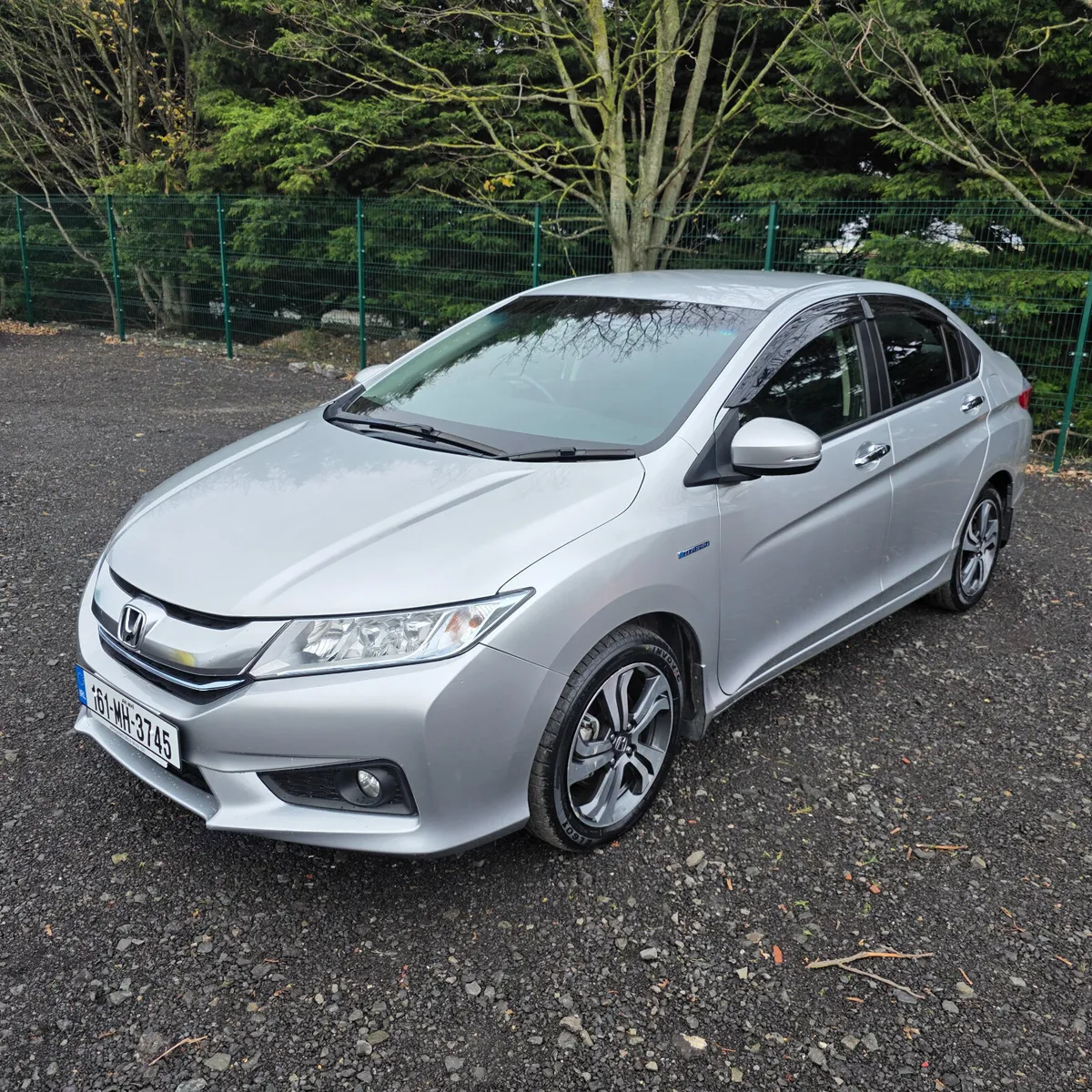 Honda Grace 2016 Automatic Hybrid Low Miles - Image 3
