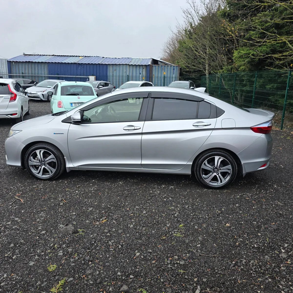 Honda Grace 2016 Automatic Hybrid Low Miles - Image 4