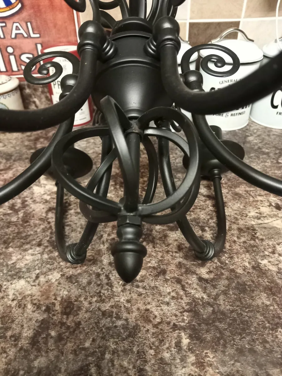 Black light fitting - Image 2