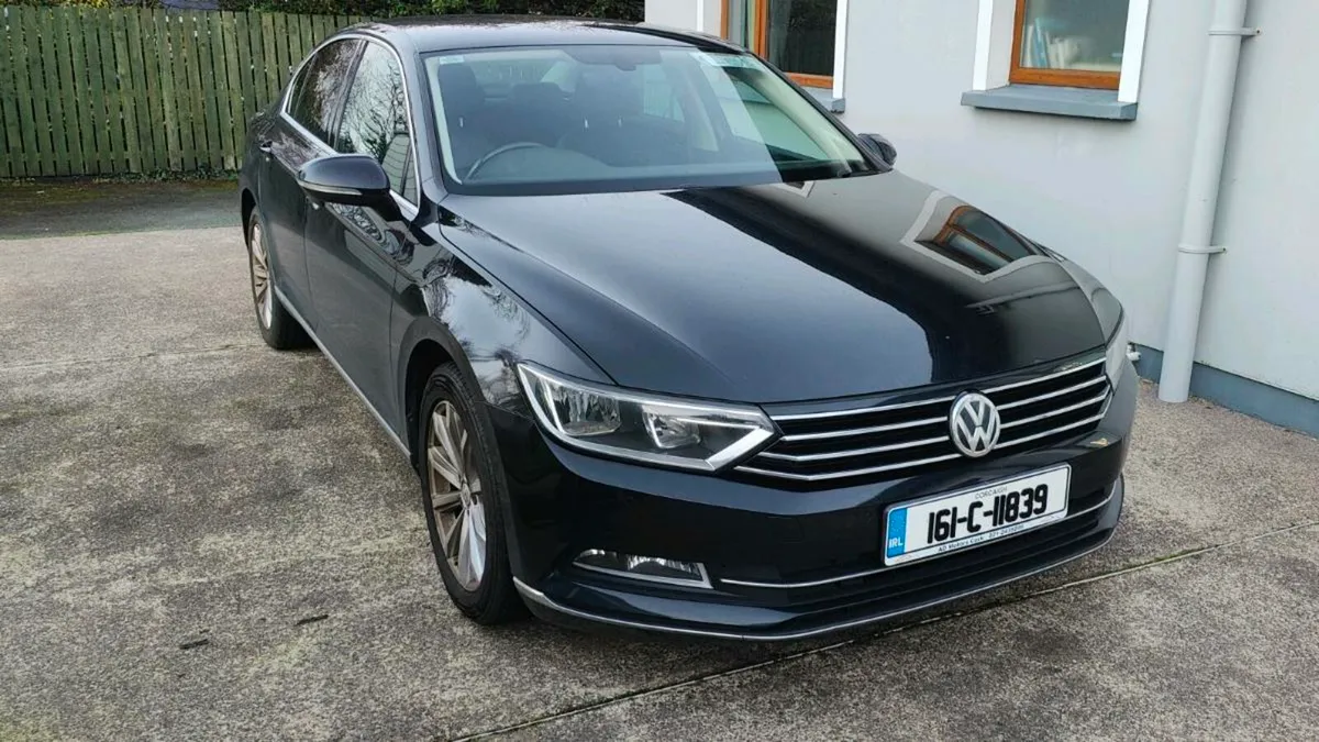 Volkswagen Passat Highline 2016 - Image 1