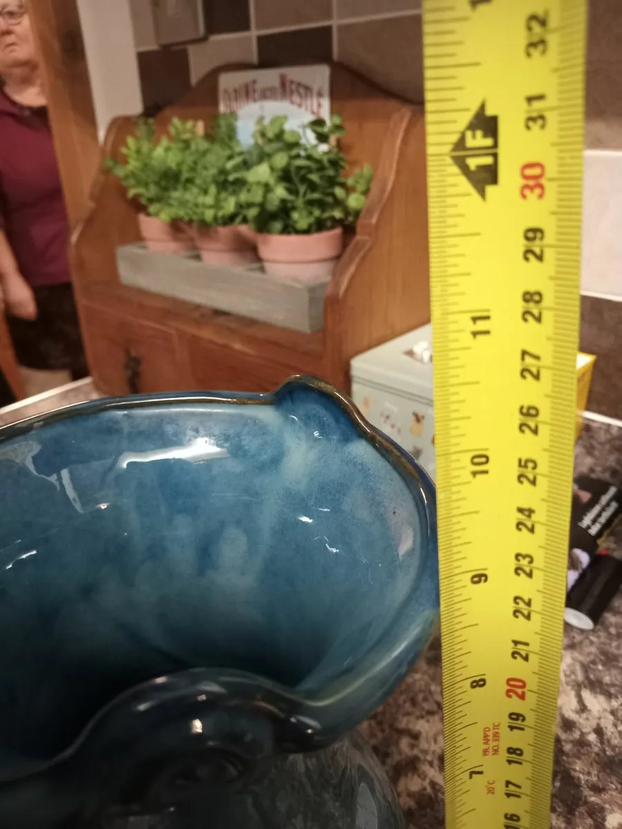 Decorative Vase - Image 3