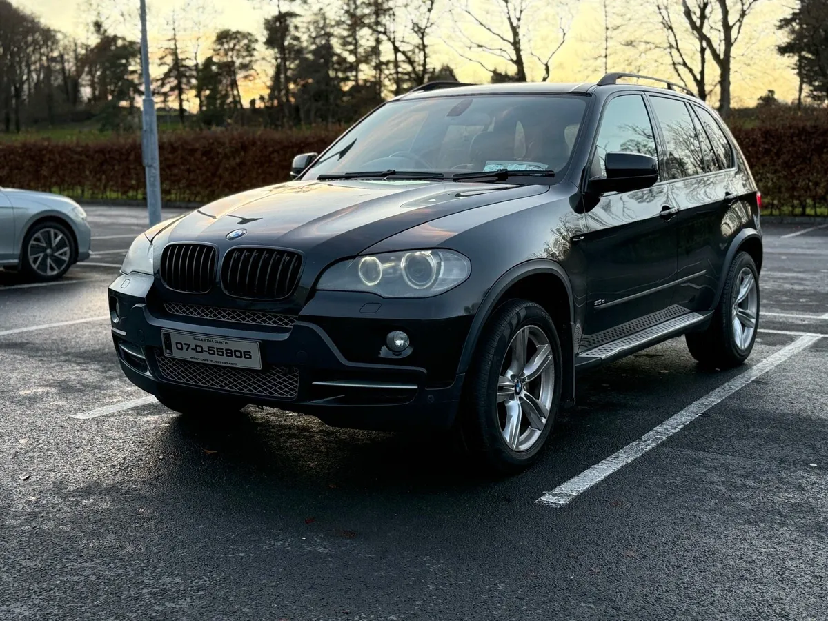 BMW X5 5 Seat Crewcab - Image 1