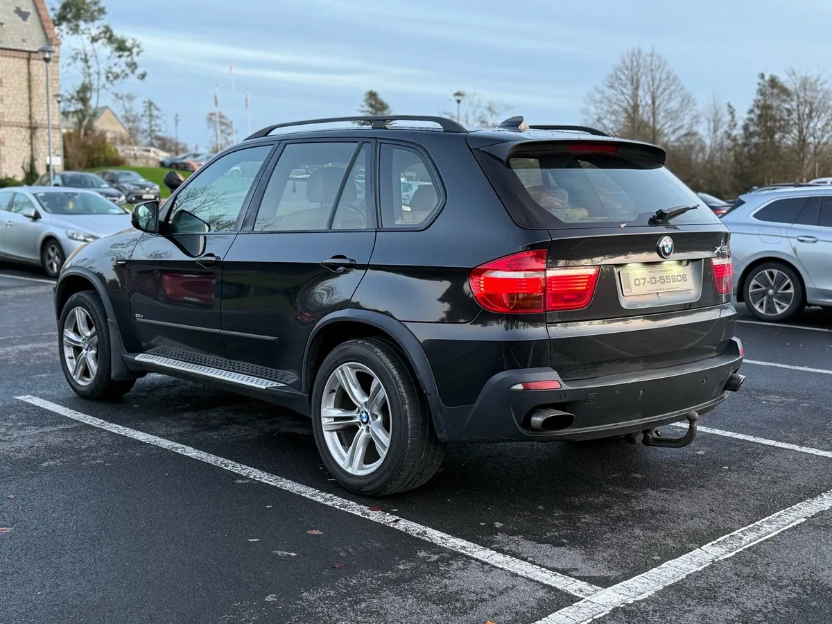 BMW X5 5 Seat Crewcab - Image 4