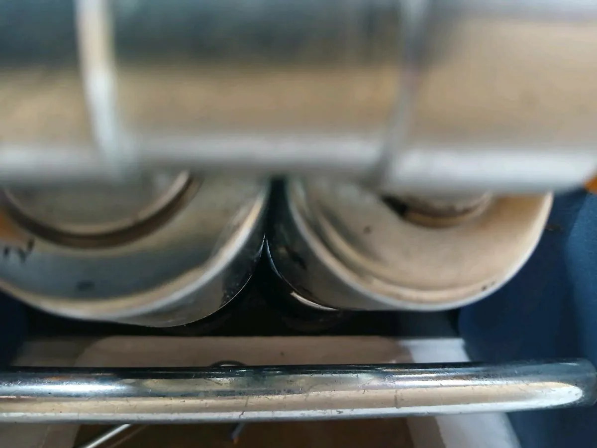 Brand new 4toone low profile trolly jask on sale - Image 3