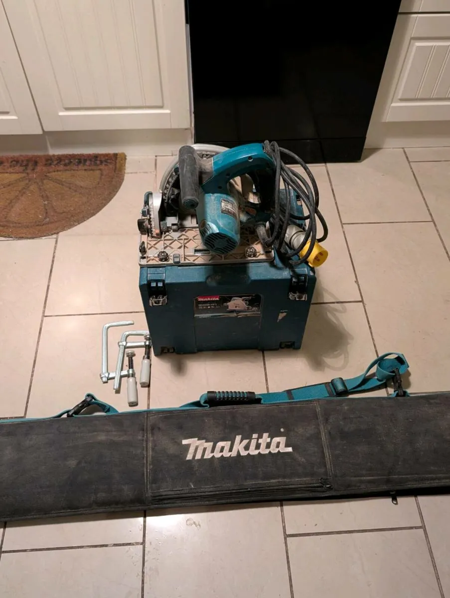 Makita plunge saw