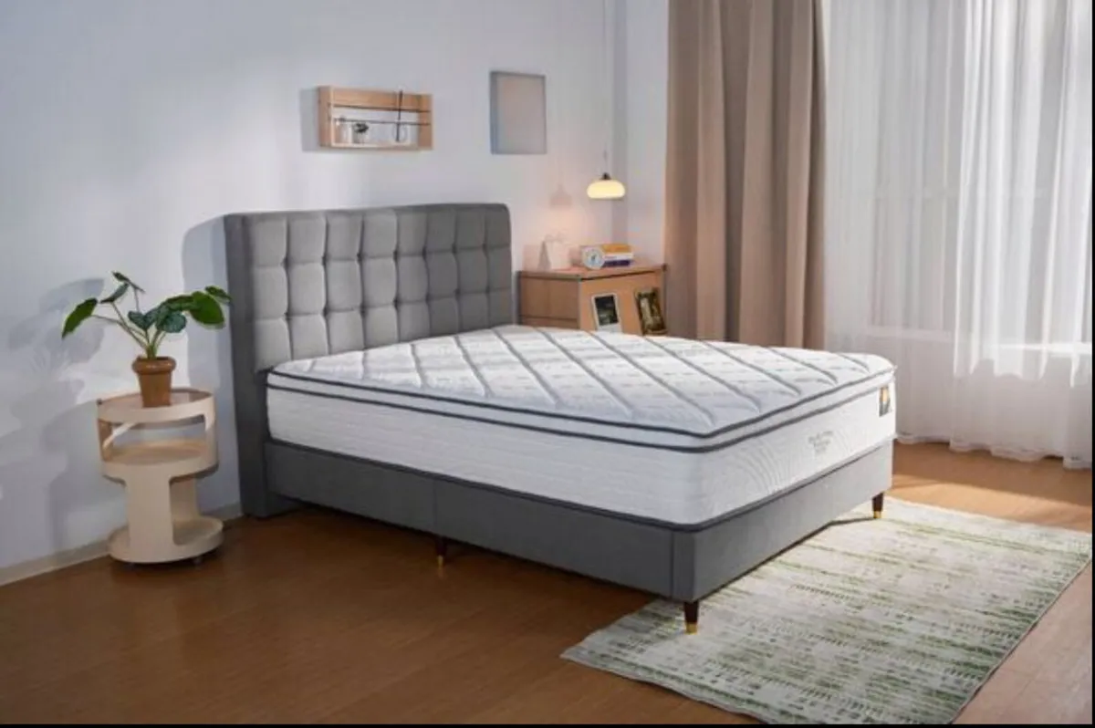 New 4’6” Comfort Max 2000 Mattress - Image 4