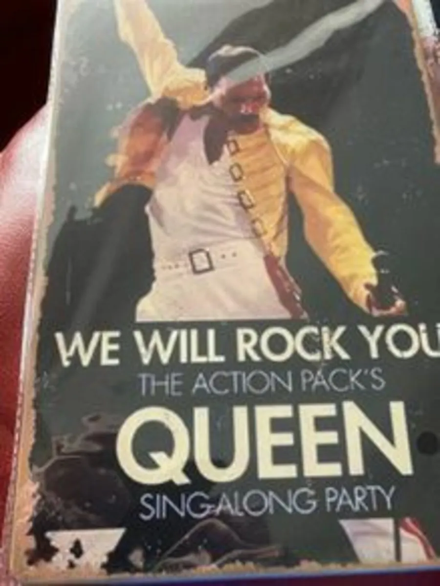 Freddie Mercury/Queen Metal Wall Plaque