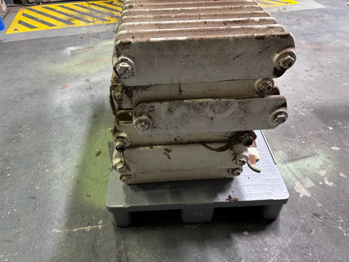 Cast iron radiators - Image 3