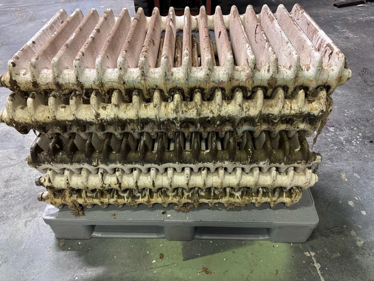 Cast iron radiators - Image 4