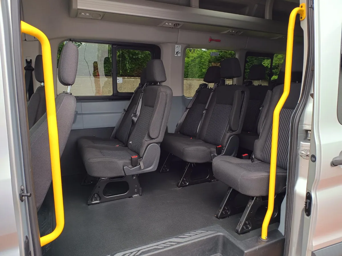 Ford Transit 2.2TDCi 155ps 17 seater - Image 4