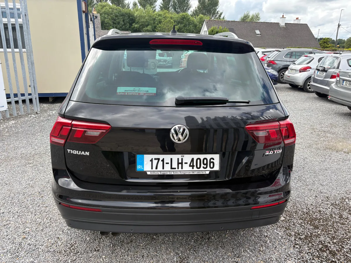 Volkswagen Tiguan 2.0tdi low kms - Image 4
