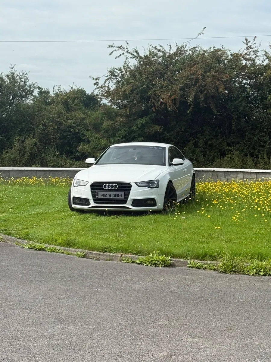 Audi A5 black edition S-Line - Image 4