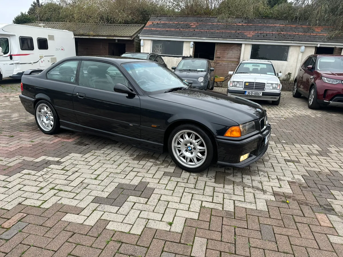 BMW M3 3.0 Manual 2 Door Coupe 1995 - Image 1