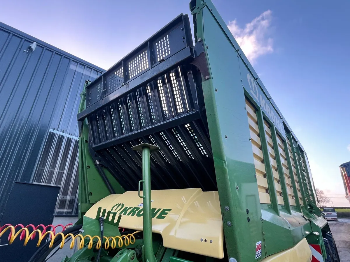 Krone MX 370GL Wagon - Image 2