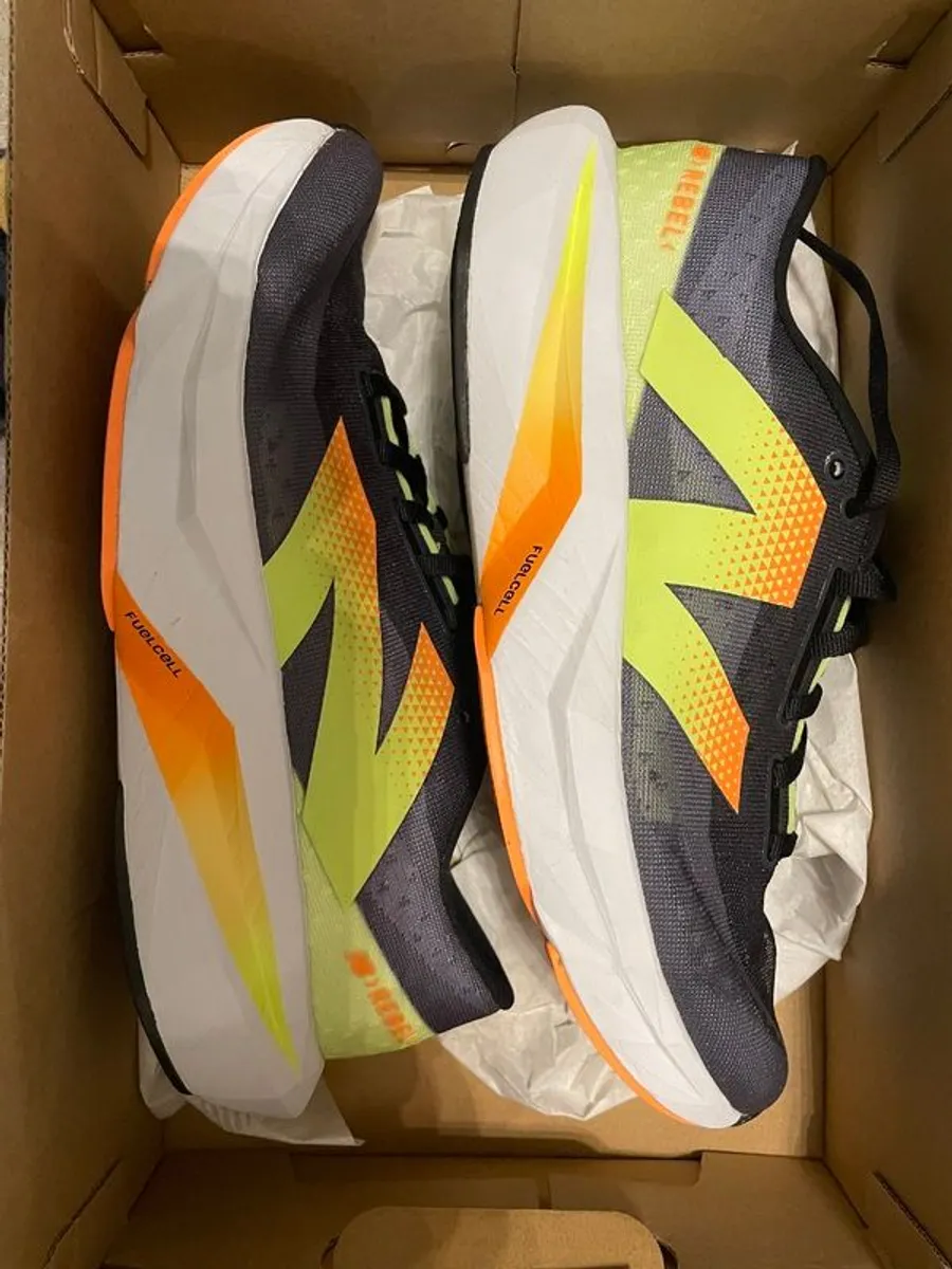New Balance FuelCell Rebel v4 - Image 1