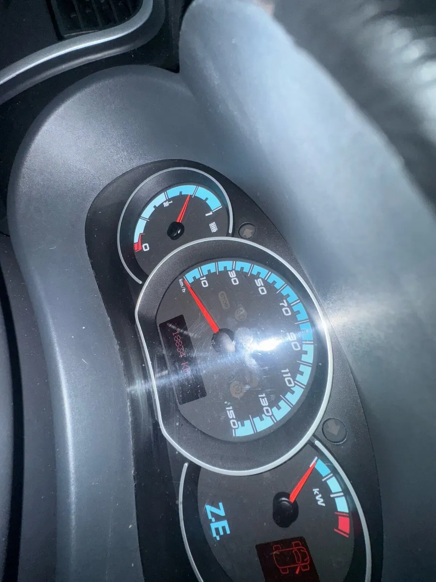 212 Electric Long Wheel base Van - Image 3