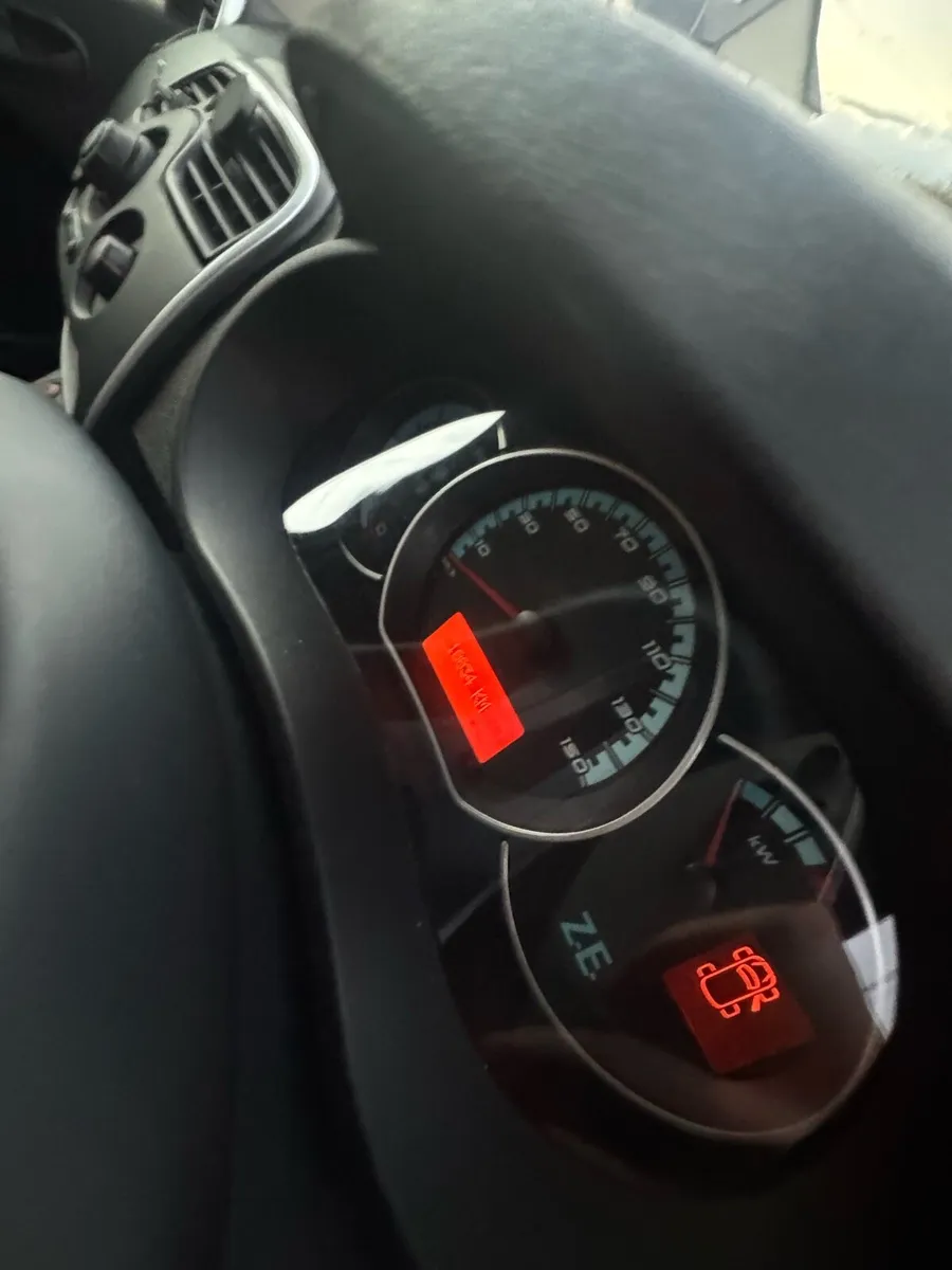 212 Electric Long Wheel base Van - Image 4