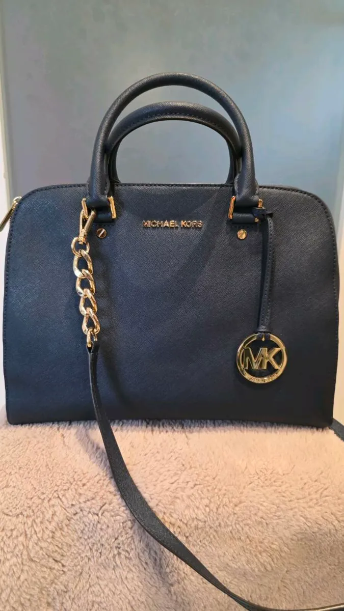 Michael Kors Jet Set Safiano Leather Large Satchel - Image 1