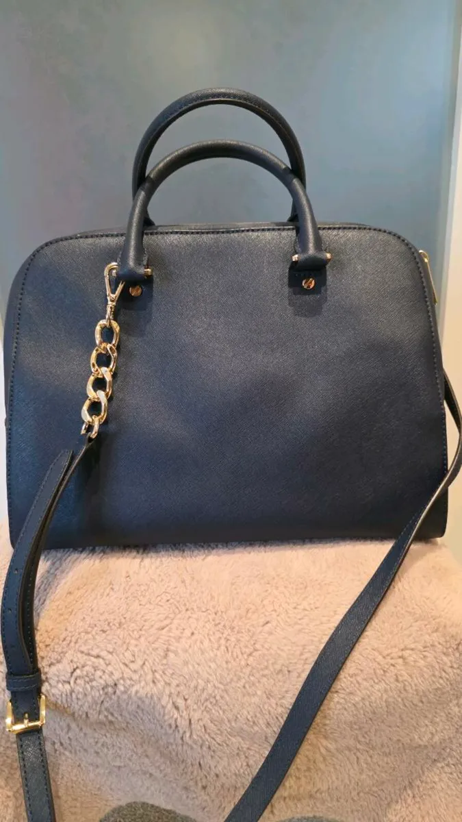 Michael Kors Jet Set Safiano Leather Large Satchel - Image 2