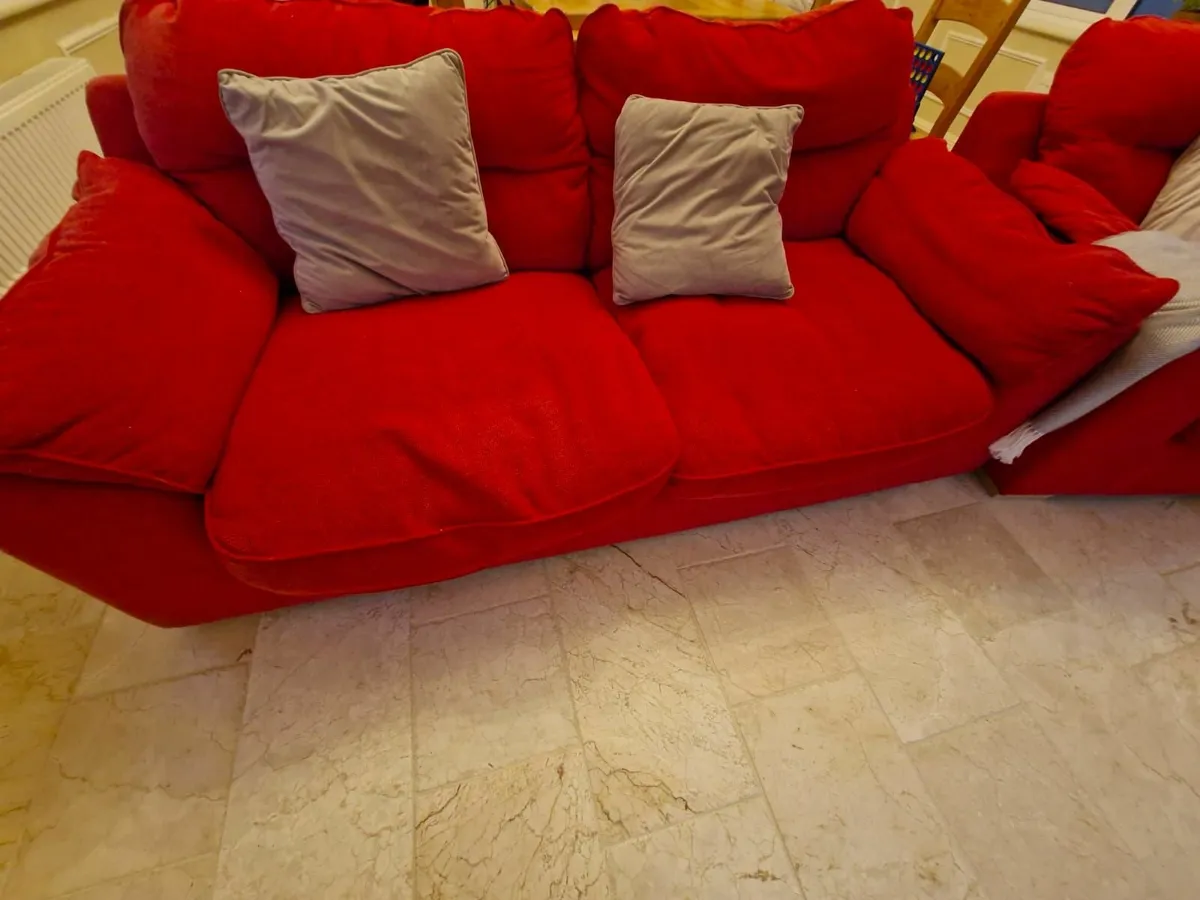 Sofa and arm chair - Image 4