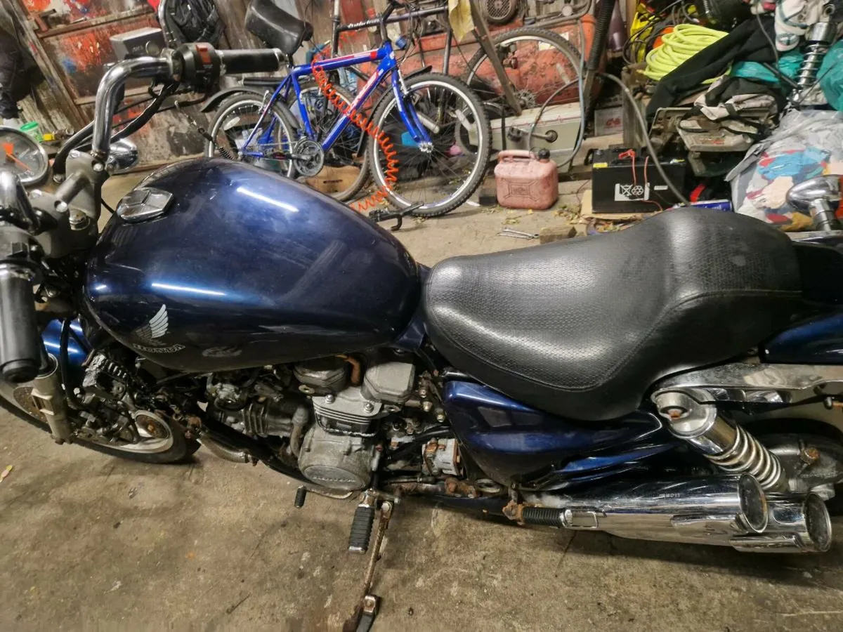 Honda Super magna 750 - Image 3